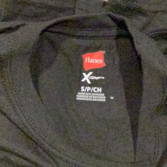 Set of 2 Hanes T-shirts - Picture 3 of 3